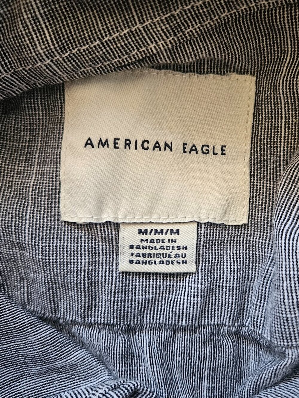 Men's American Eagle Gray and white woven short sleeve button down shirt - Med - Picture 3 of 5